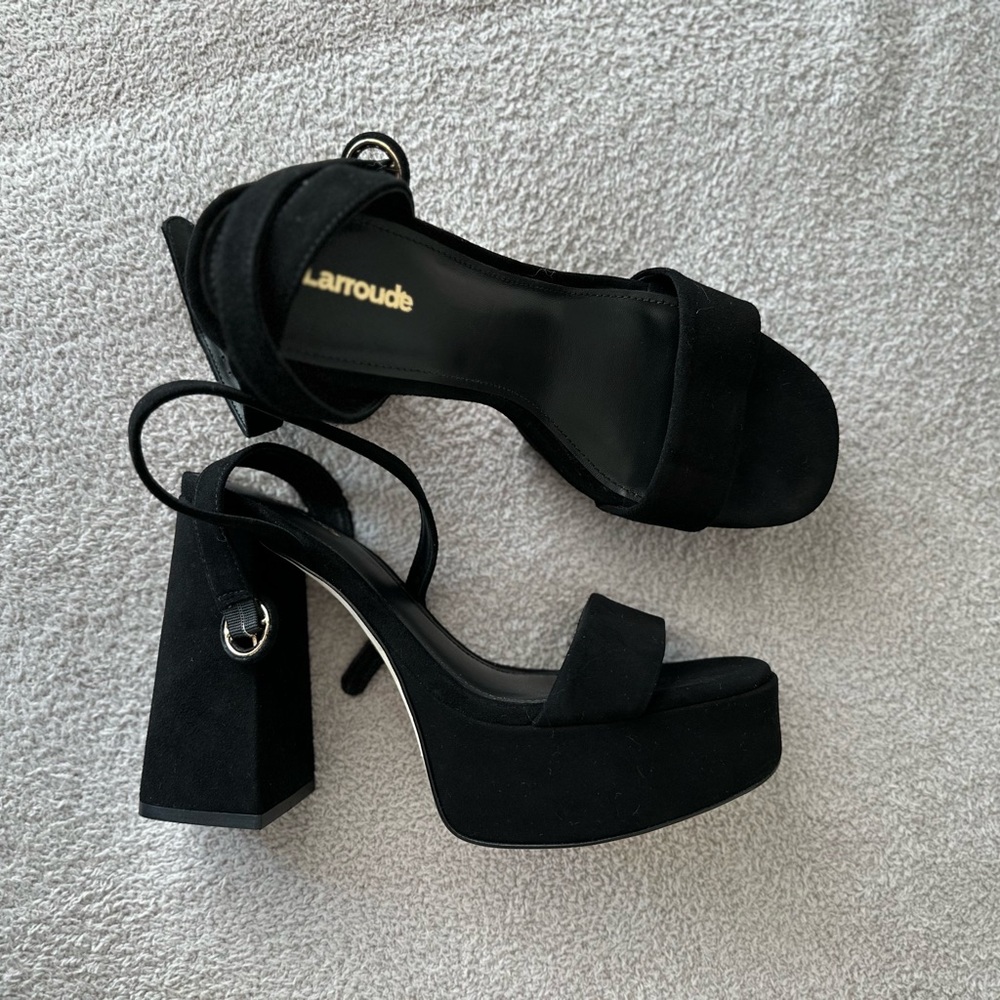 NEW Larroude Black Suede Platform Sandals